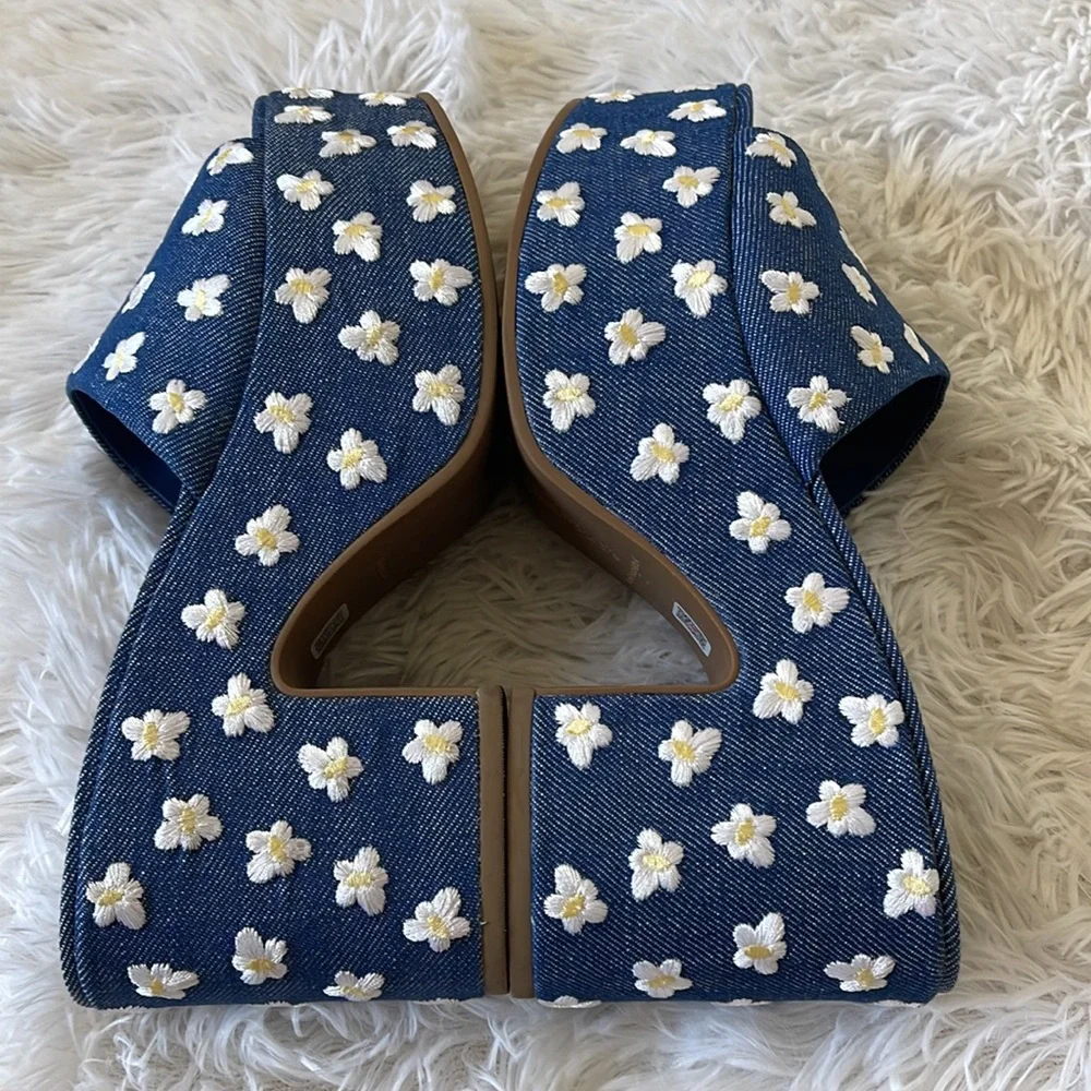 Larroude Miso Platform Sandal